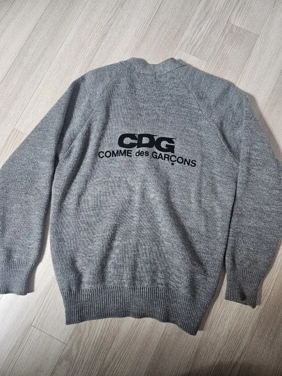 CDG 로고 가디건 L